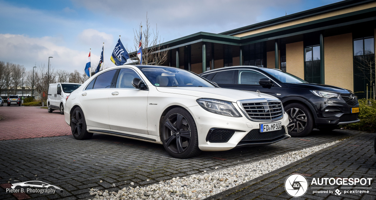 Mercedes-AMG S 63 V222