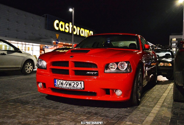 Dodge Charger SRT-8