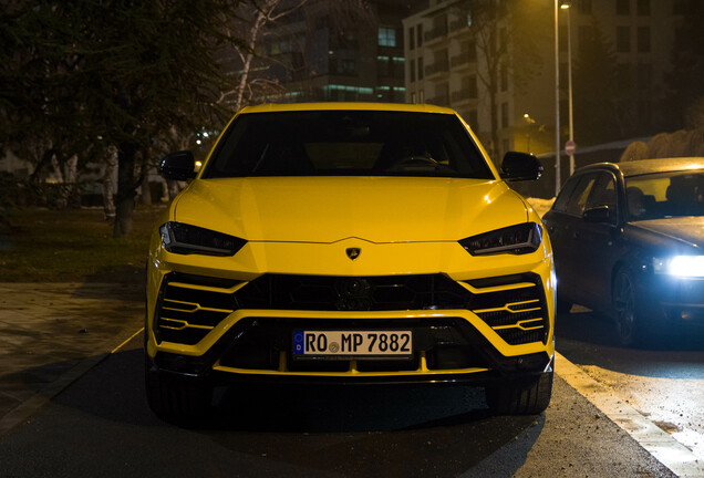 Lamborghini Urus