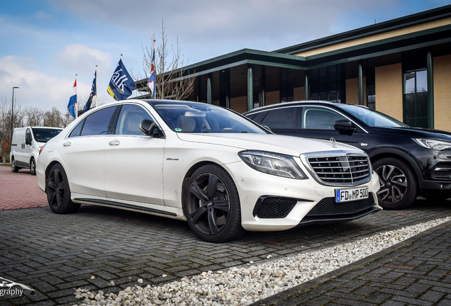 Mercedes-AMG S 63 V222