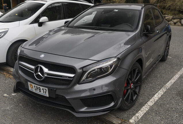 Mercedes-Benz GLA 45 AMG Edition 1