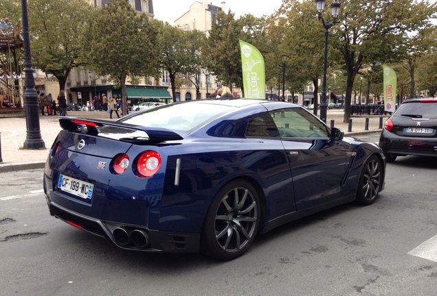 Nissan GT-R 2012