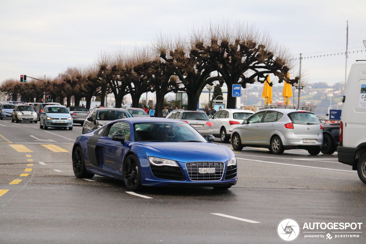 Audi R8 V10