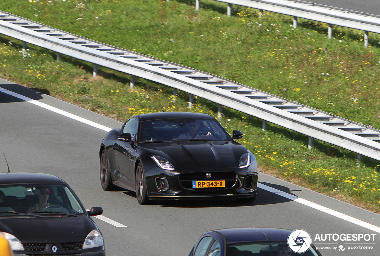 Jaguar F-TYPE 400 Sport Coupé