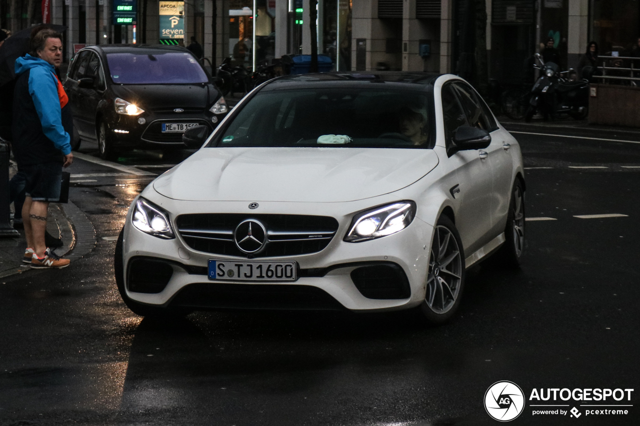 Mercedes-AMG E 63 S W213