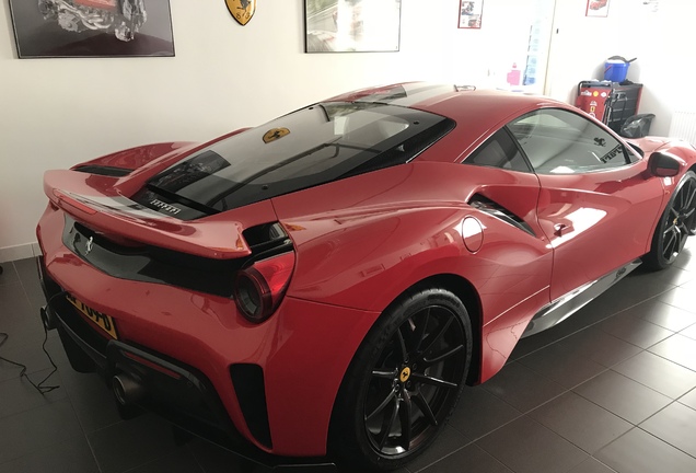 Ferrari 488 pista