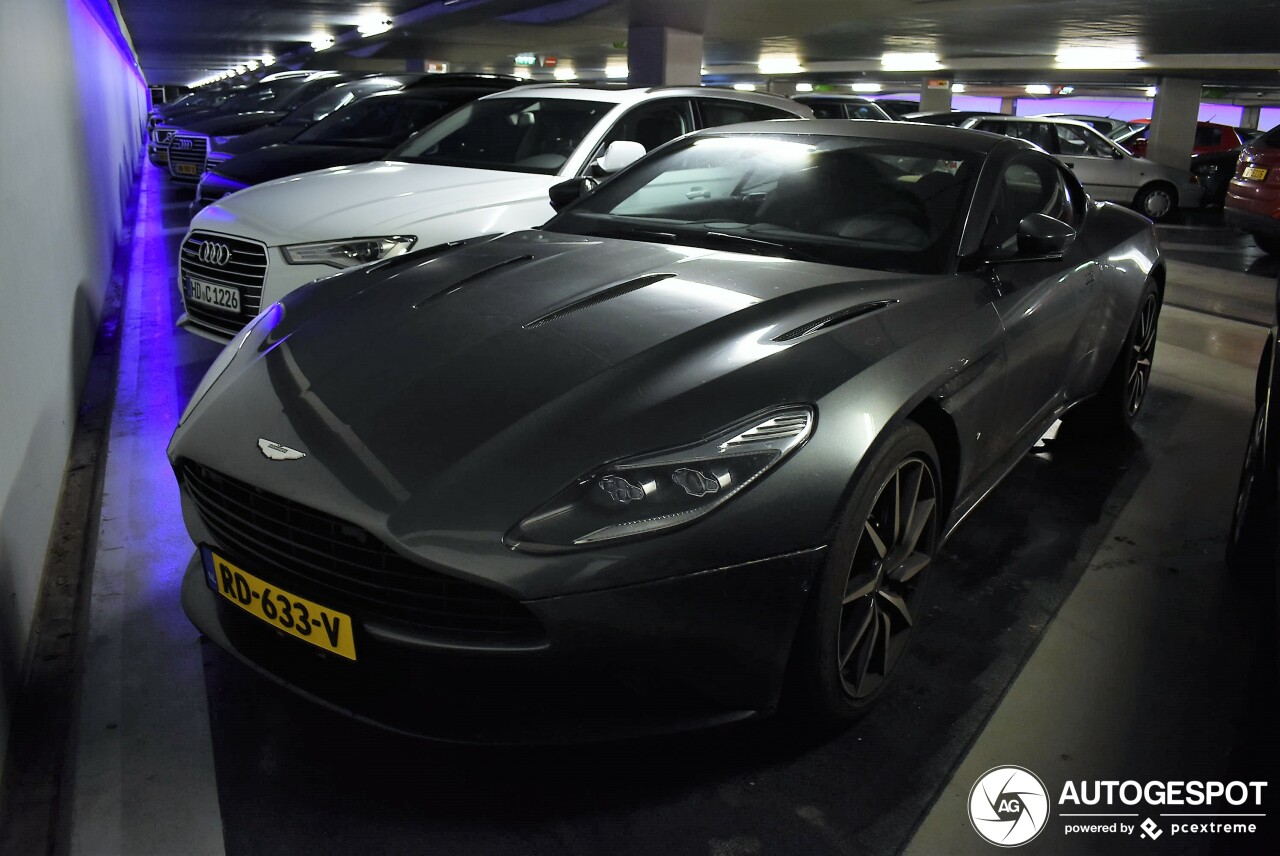 Aston Martin DB11