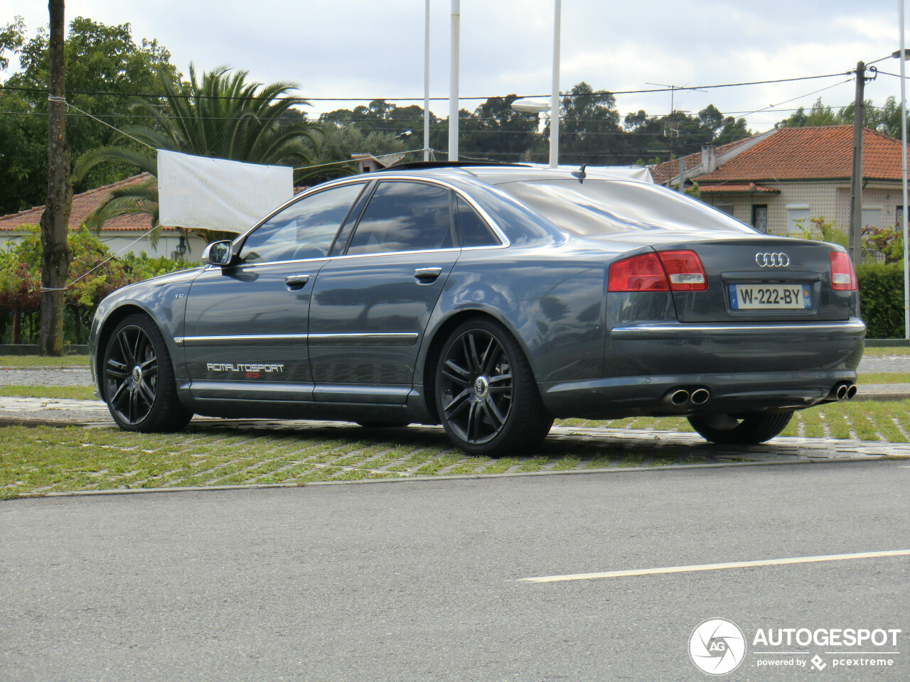 Audi S8 D3