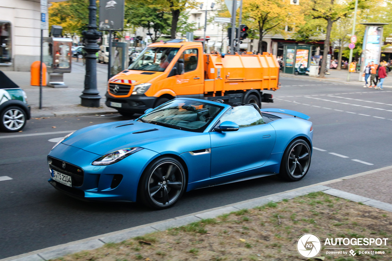 Jaguar F-TYPE S V8 Convertible