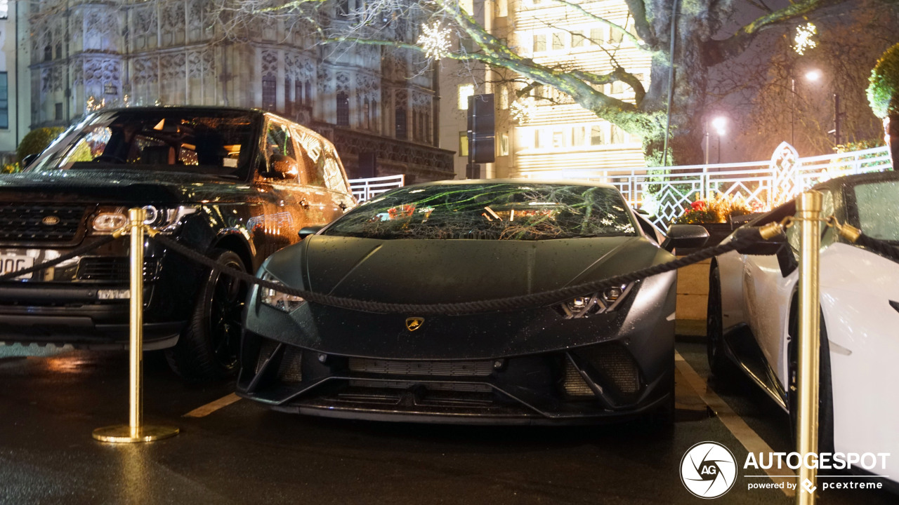 Lamborghini Huracán LP640-4 Performante