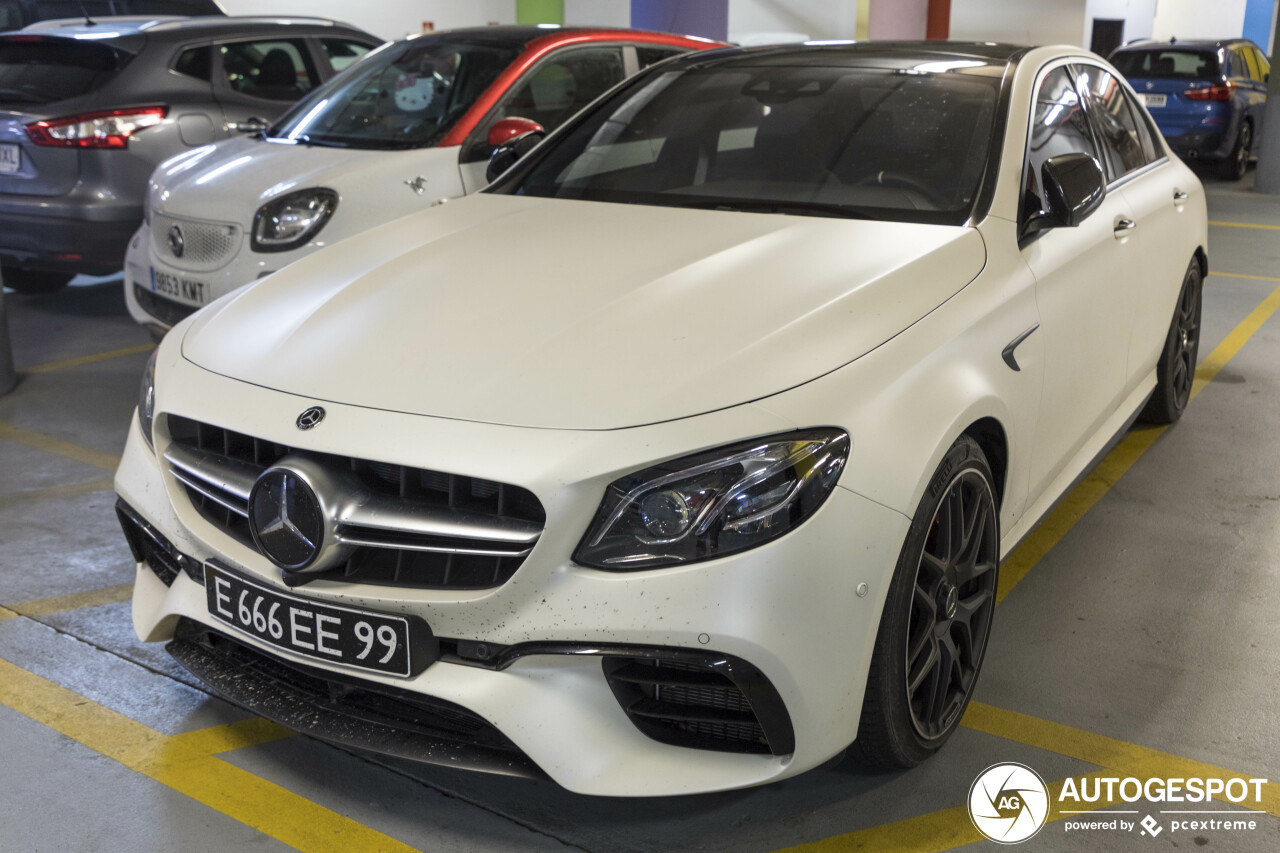 Mercedes-AMG E 63 S W213