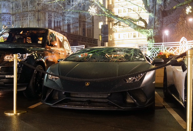 Lamborghini Huracán LP640-4 Performante