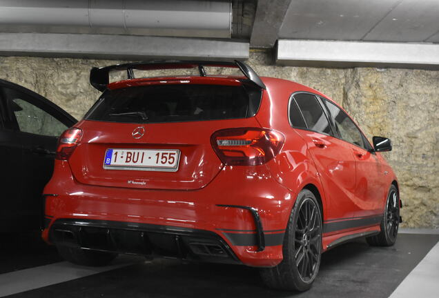 Mercedes-AMG A 45 W176 2015