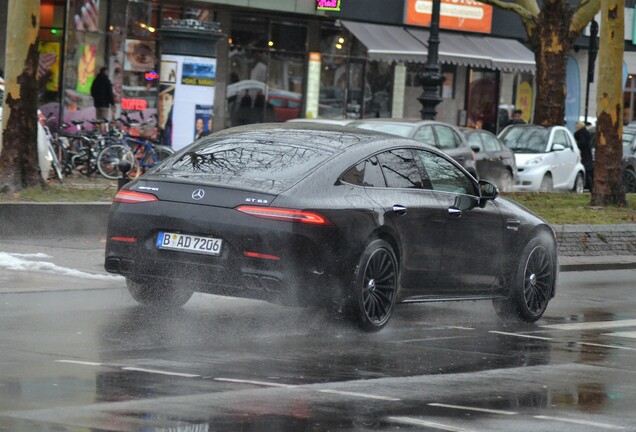 Mercedes-AMG GT 63 X290