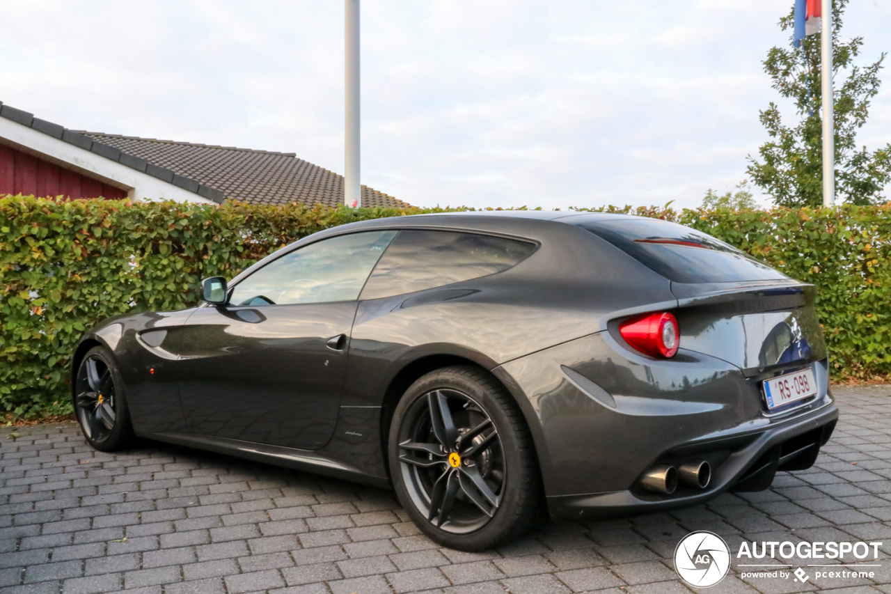 Ferrari FF