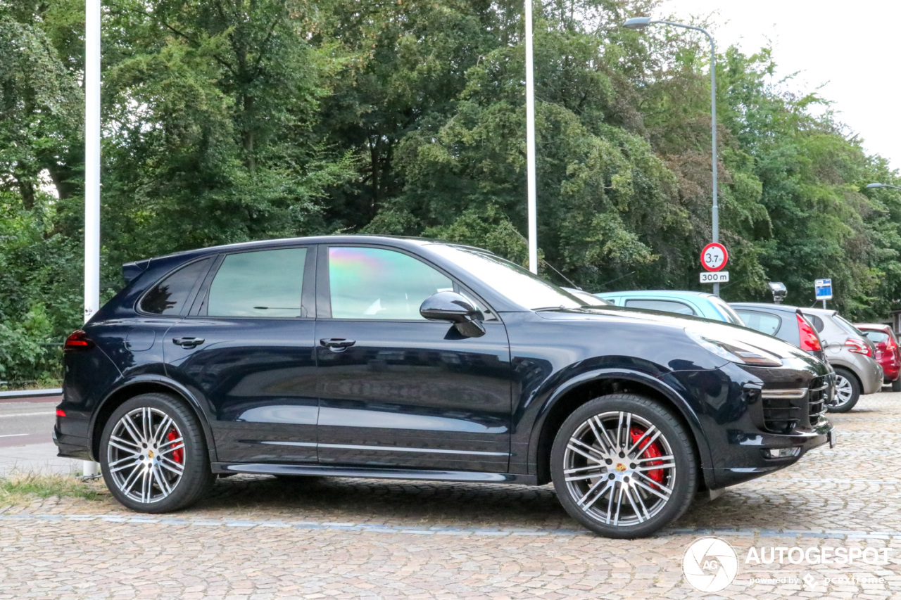 Porsche 958 Cayenne GTS MkII