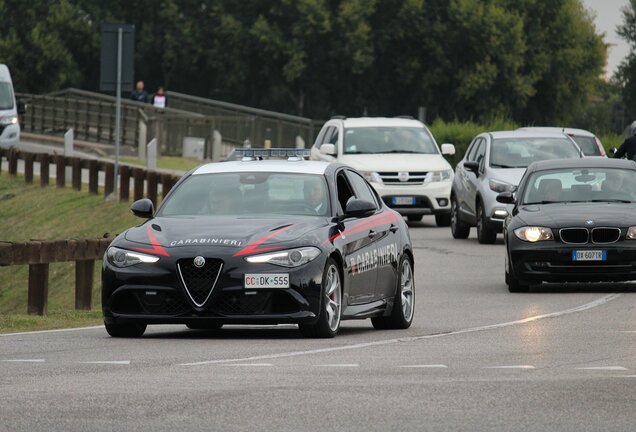 Alfa Romeo Giulia Quadrifoglio Carabinieri