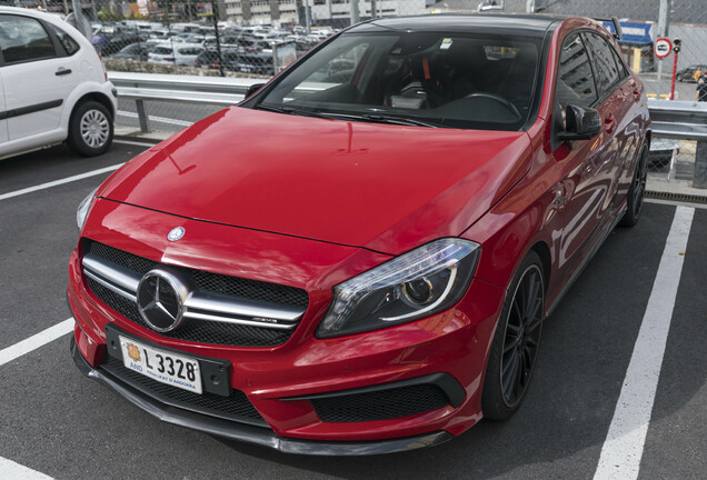 Mercedes-Benz A 45 AMG