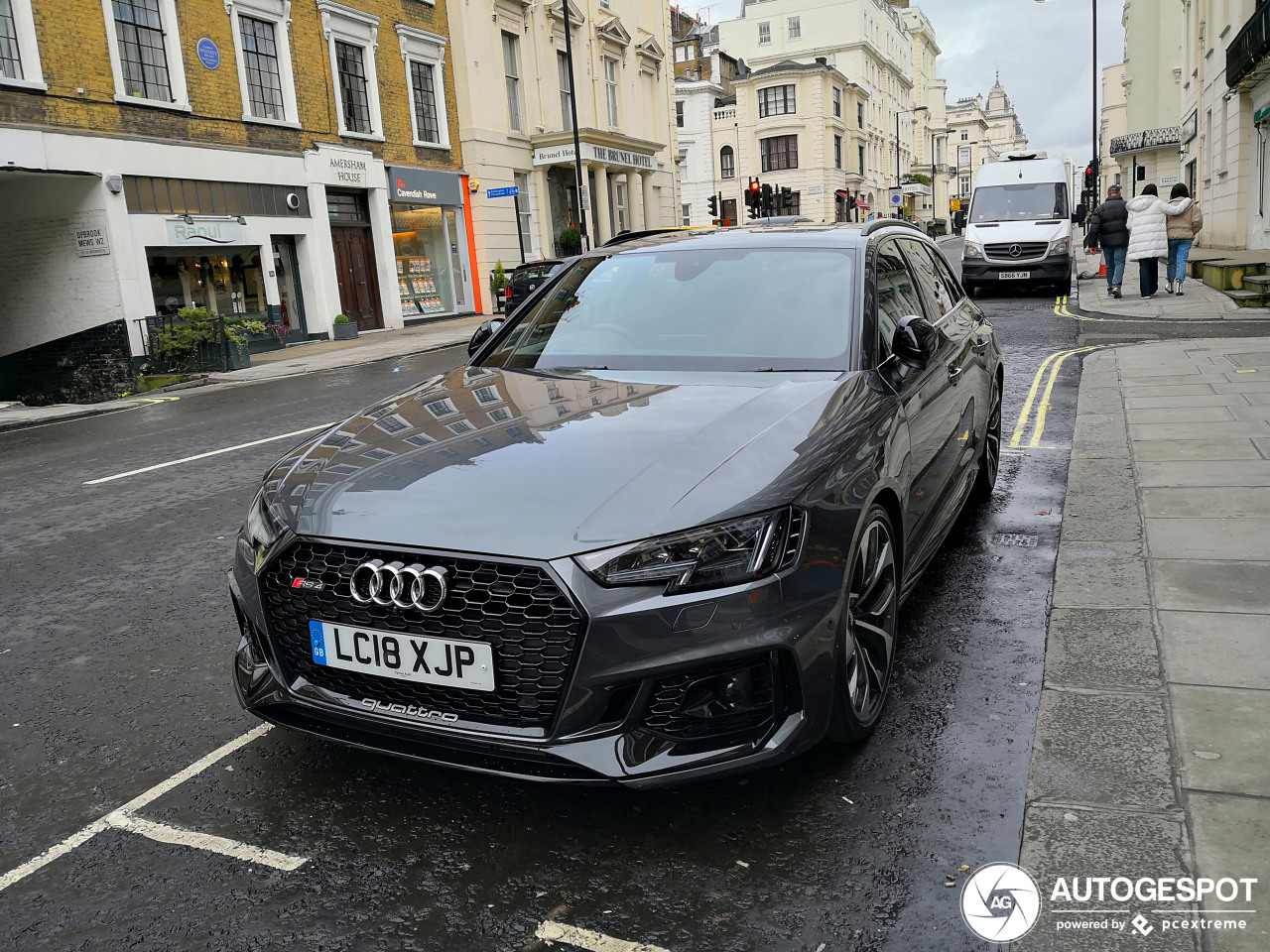 Audi RS4 Avant B9