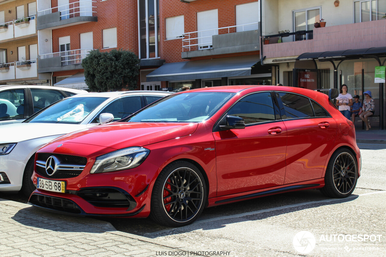 Mercedes-AMG A 45 W176 2015