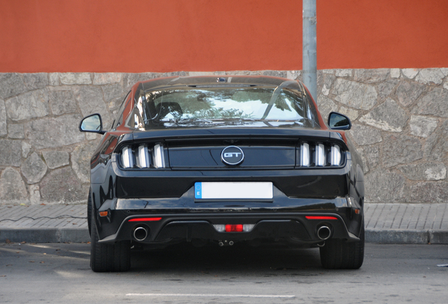 Ford Mustang GT 2015