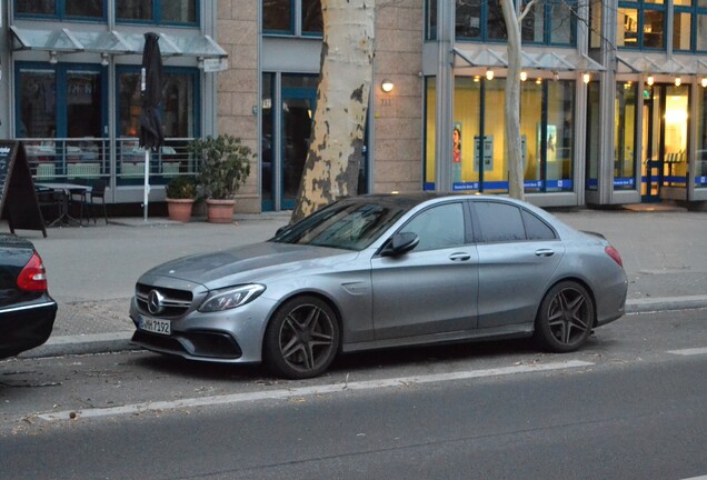 Mercedes-AMG C 63 S W205