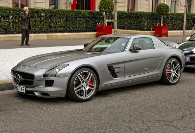 Mercedes-Benz SLS AMG GT