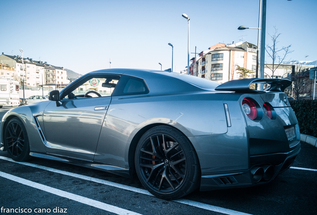 Nissan GT-R 2017