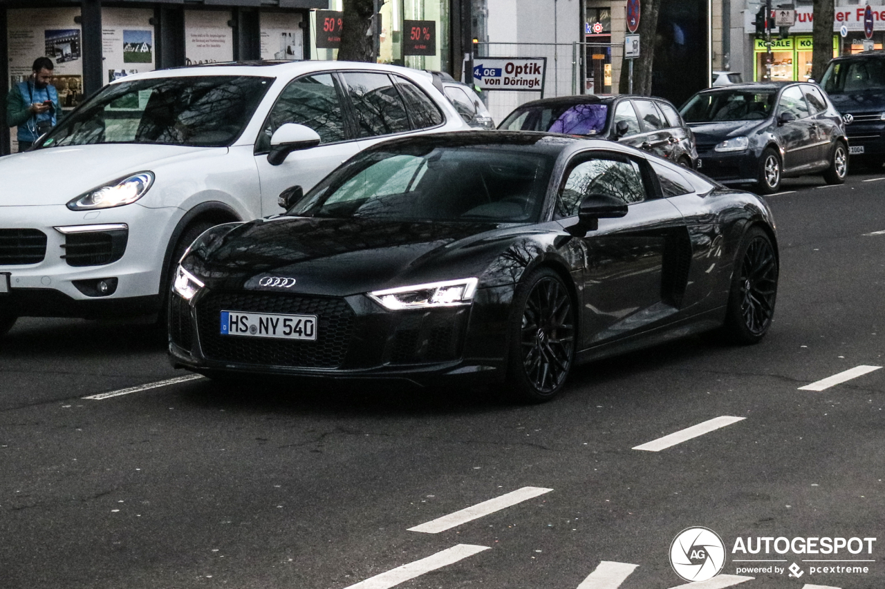 Audi R8 V10 2015