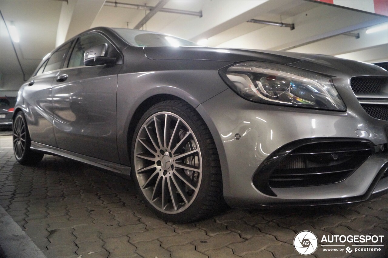 Mercedes-AMG A 45 W176 2015