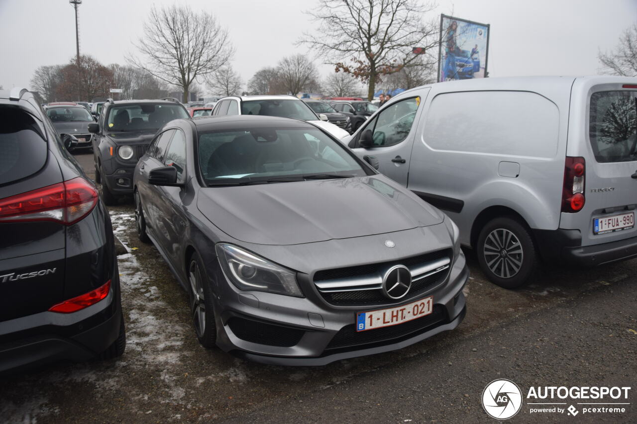 Mercedes-Benz CLA 45 AMG Shooting Brake