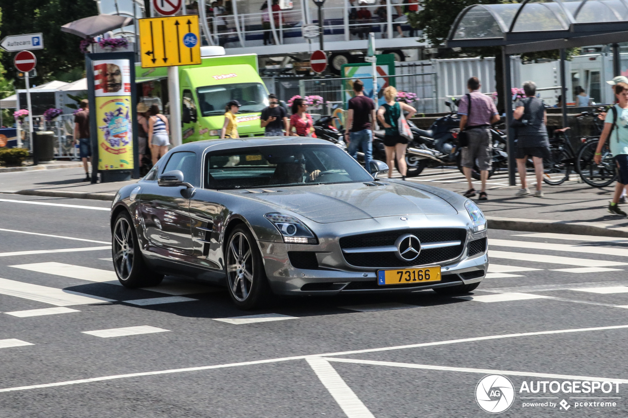 Mercedes-Benz SLS AMG