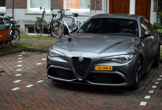 Alfa Romeo Giulia Quadrifoglio