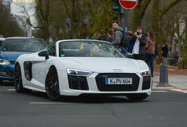 Audi R8 V10 Spyder 2016