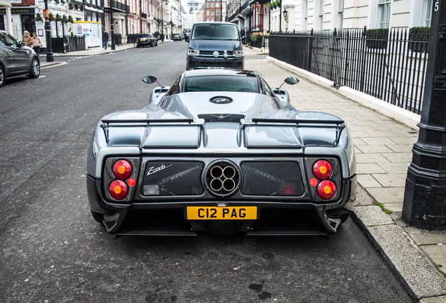 Pagani Zonda C12