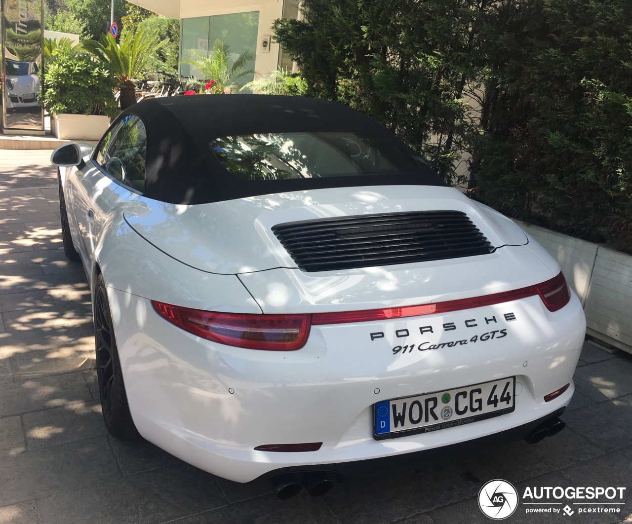 Porsche 991 Carrera 4 GTS Cabriolet MkI