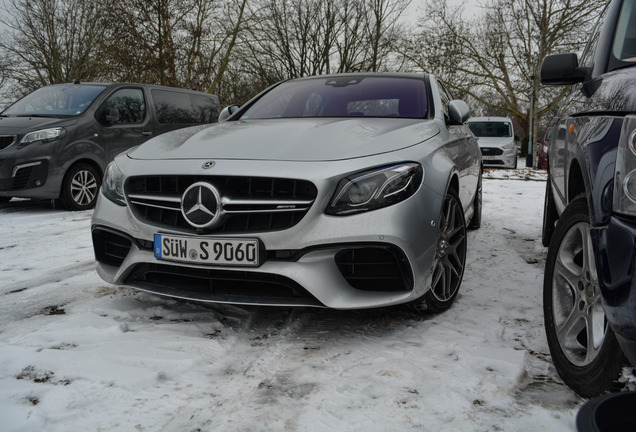 Mercedes-AMG E 63 S W213