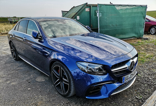 Mercedes-AMG E 63 S W213