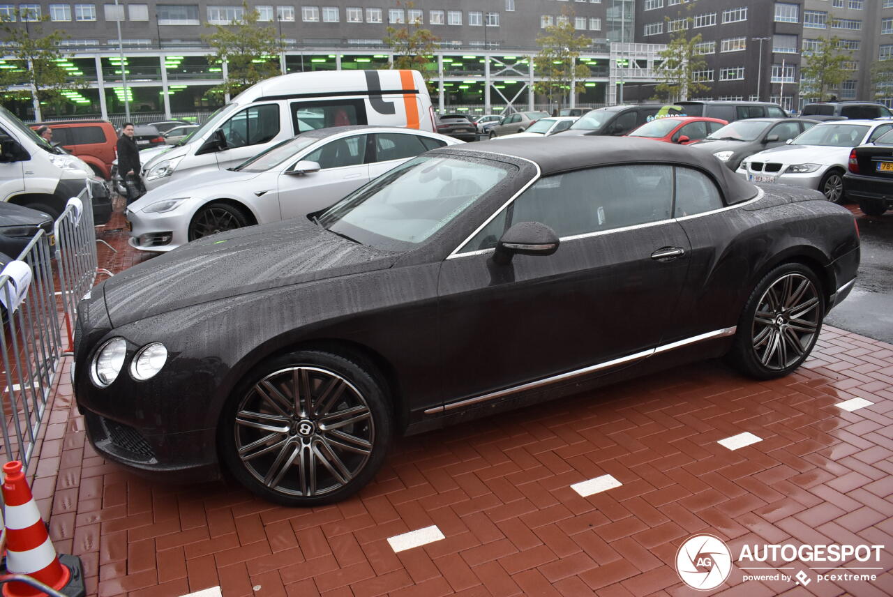 Bentley Continental GTC V8