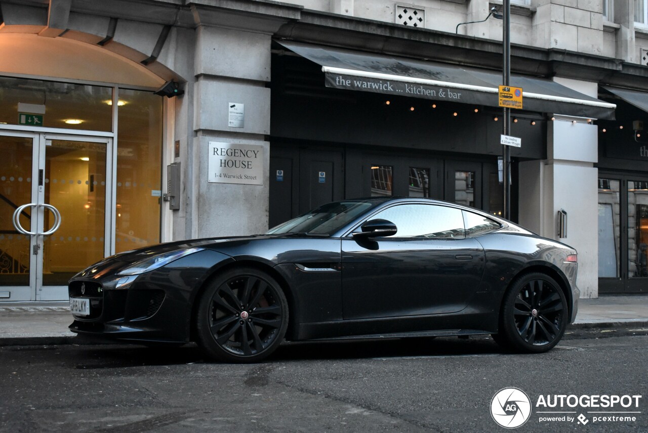 Jaguar F-TYPE R Coupé