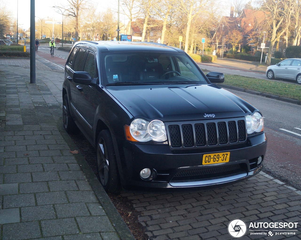 Jeep Grand Cherokee SRT-8 2005