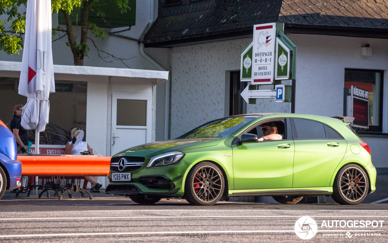 Mercedes-AMG A 45 W176 2015