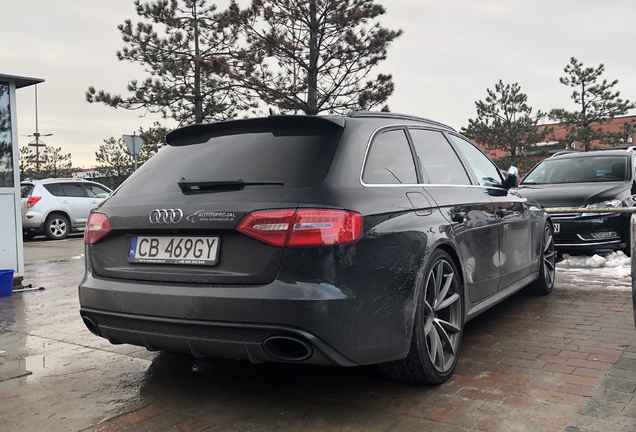 Audi RS4 Avant B8