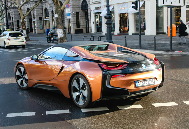 BMW i8 Roadster