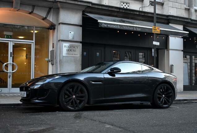 Jaguar F-TYPE R Coupé