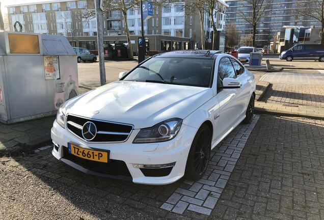 Mercedes-Benz C 63 AMG Coupé