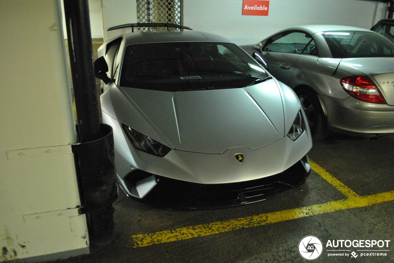 Lamborghini Huracán LP640-4 Performante