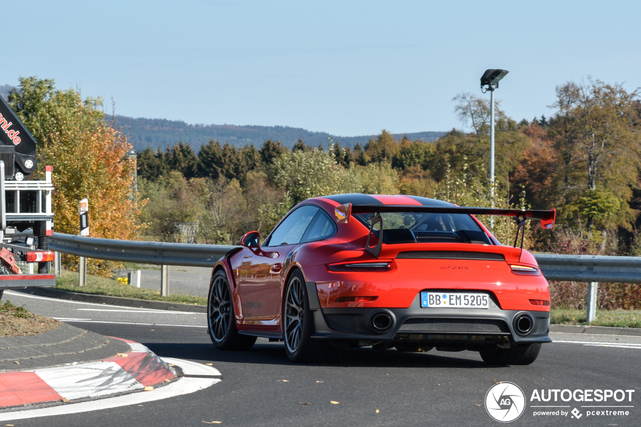 Porsche 991 GT2 RS Weissach Package