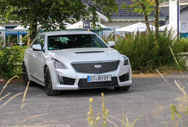 Cadillac CTS-V 2015