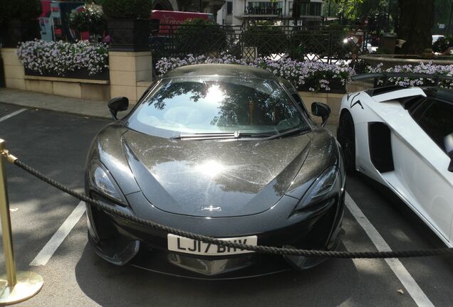 McLaren 570S